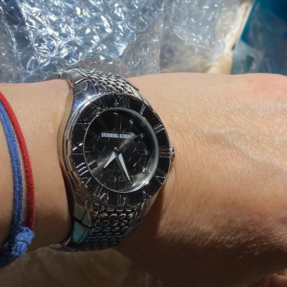 GORGEOUS MEN'S DYRBERG/KERN WATCH (EUC) - Picture 2 of 12